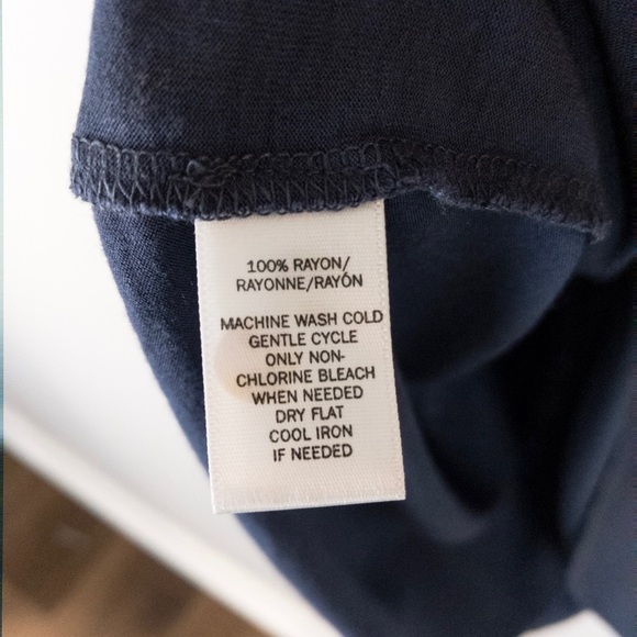 Loft Womens Smocked Tunic Top Size S Petite Flutter Sleeve Blue Summer Boho - Picture 6 of 7